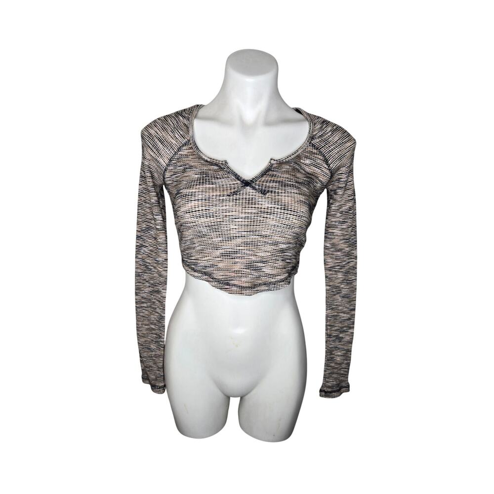 BDG Women's Theo Notch Long Sleeve Cropped Tee Size Medium